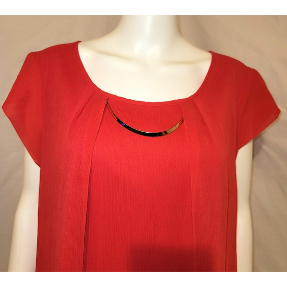 Layered Milano Blouse w/ Metal Embellishment - Size L - Picture 5 of 8